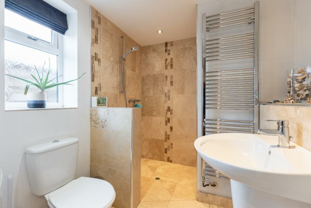 Additional property image - Bascote Rise, Southam