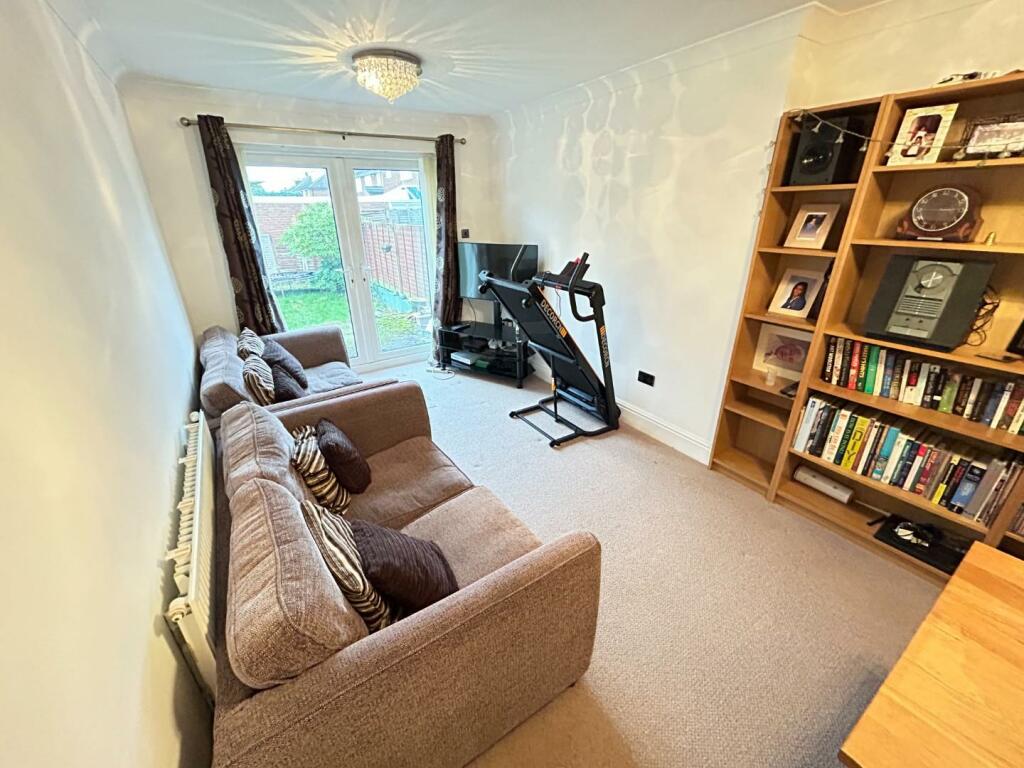 Additional property image - Beaufort Avenue, Royal Leamington Spa