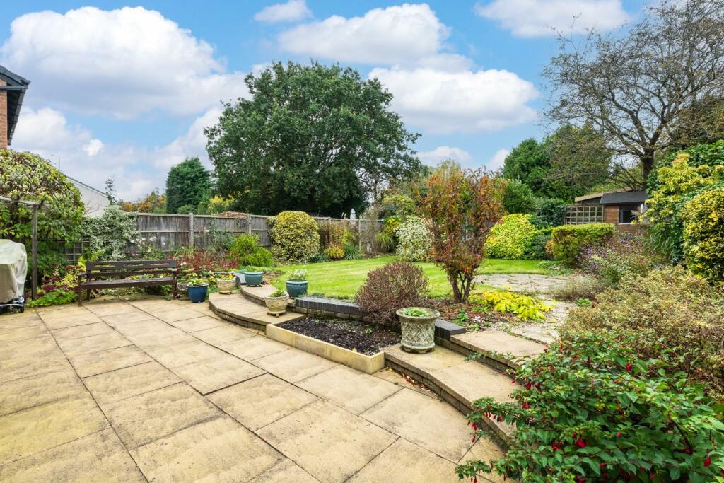 Additional property image - Warren Close, Royal Leamington Spa