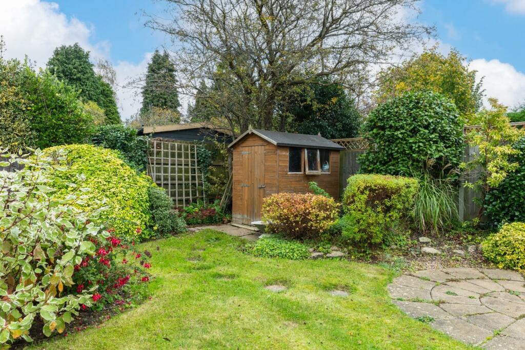 Additional property image - Warren Close, Royal Leamington Spa