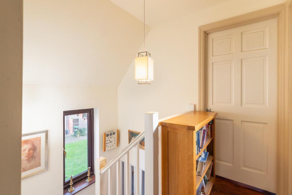Additional property image - Southam Road, Leamington Spa