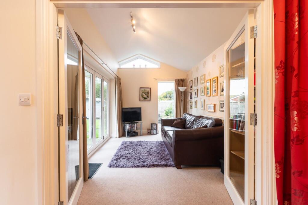 Additional property image - Park Lane, Harbury, Leamington Spa