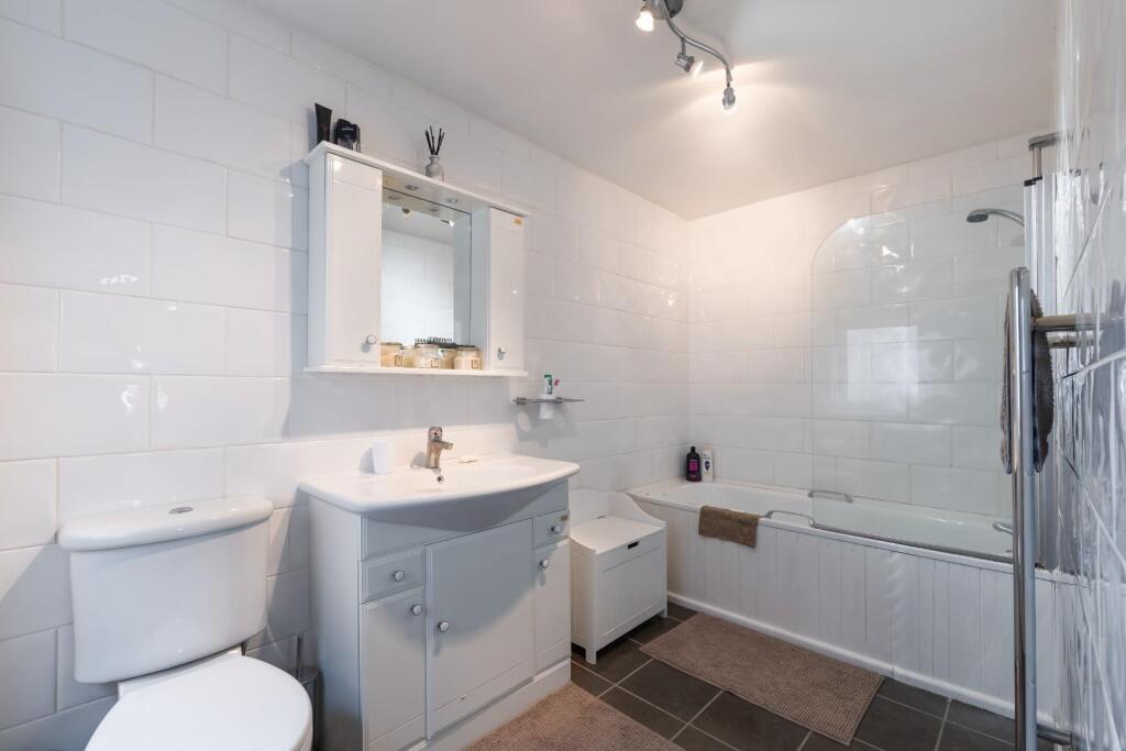 Additional property image - Park Lane, Harbury, Leamington Spa