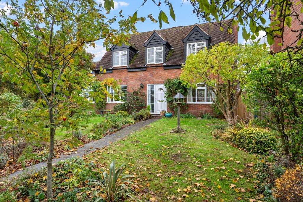 Main image of property: Louisa Ward Close, Marton, Rugby