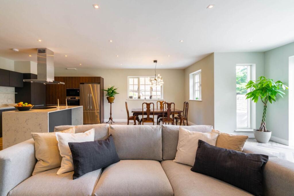 Main image of property: Iffley Turn, Oxford
