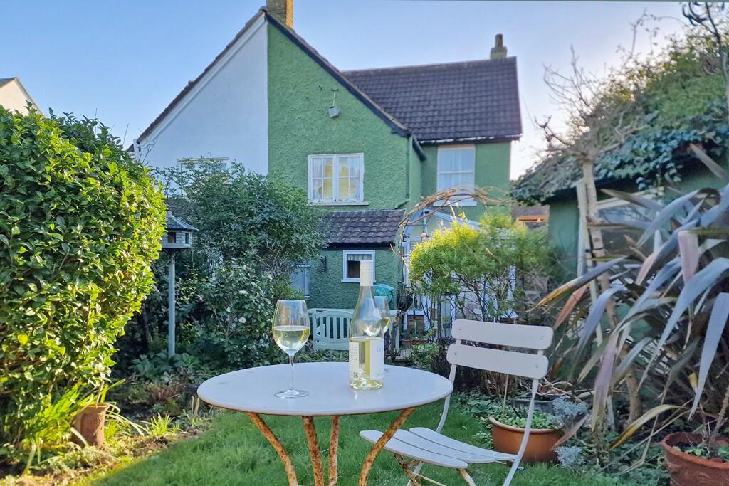 2 bedroom semidetached house for sale in Keyhaven Road, Milford on Sea