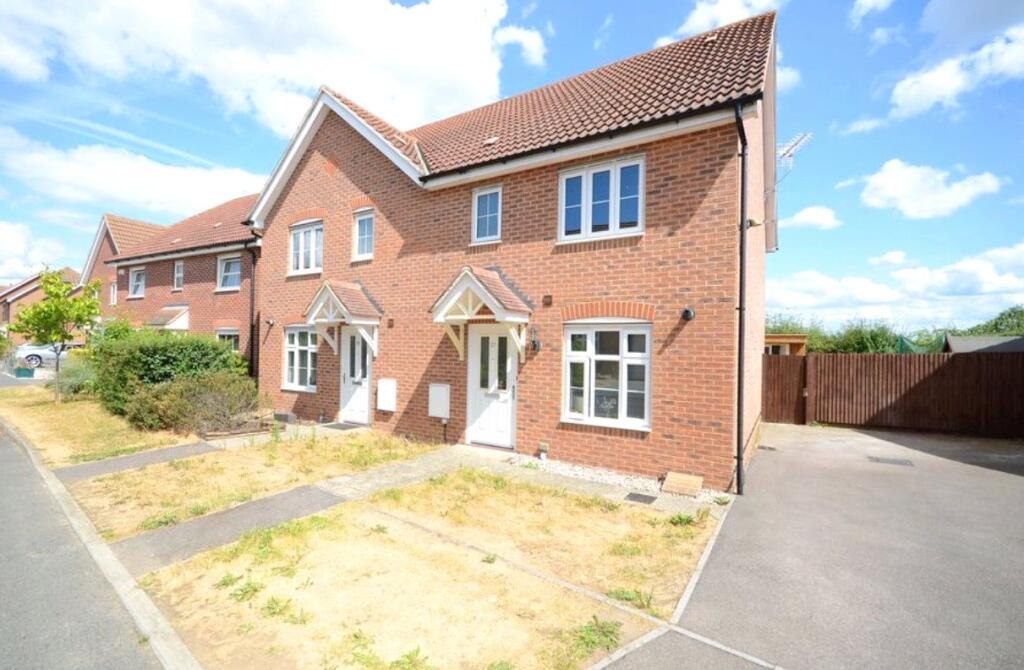 Main image of property: Oatlands Chase, Shinfield, Reading