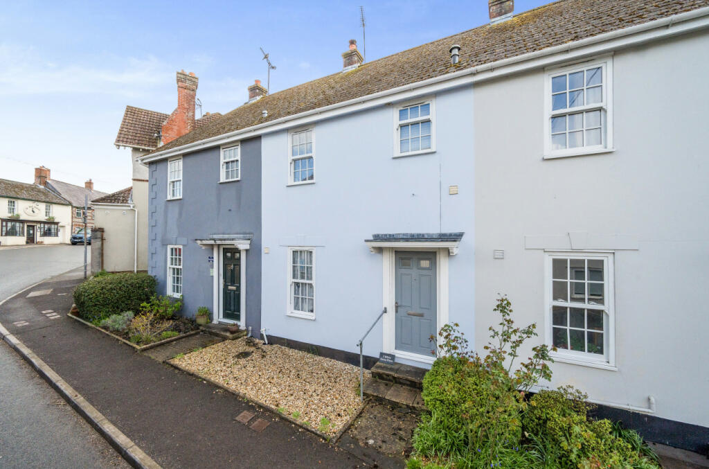 3 bedroom terraced house for sale in Dorchester Road, Maiden Newton