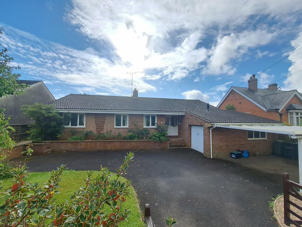 4 bedroom bungalow for sale in Yeovil Road, East Coker, Yeovil