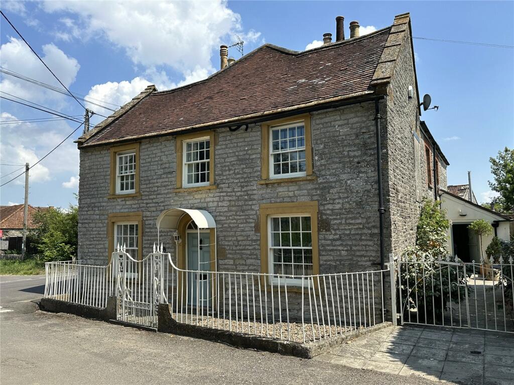 4 bedroom end of terrace house for sale in Limington, Yeovil, BA22