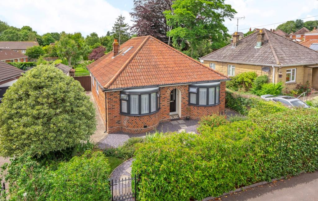 3 bedroom bungalow for sale in Lane, Yeovil, Somerset, BA20