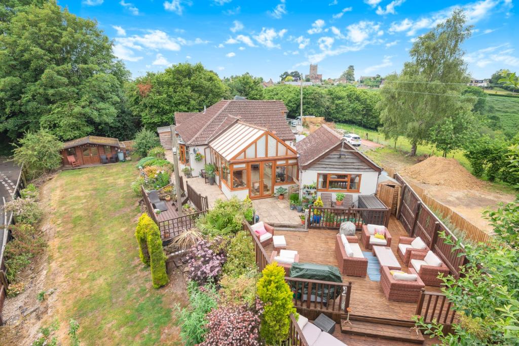 5 bedroom bungalow for sale in Chapel Hill, Higher Yeovil