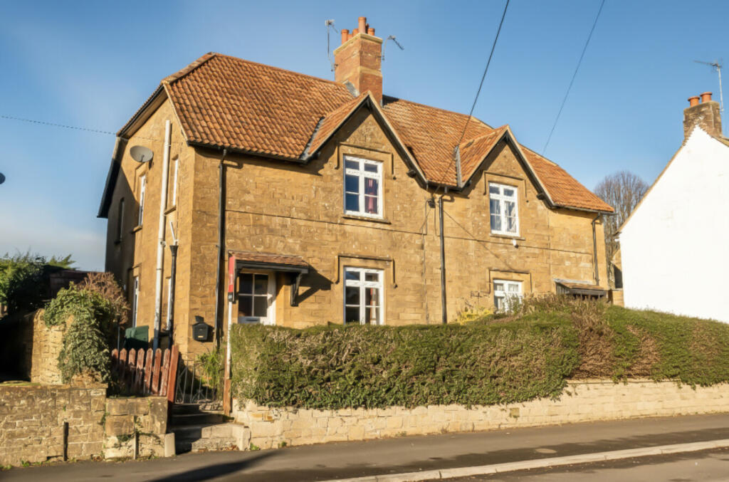 Main image of property: West Street, Stoke-Sub-Hamdon, Somerset, TA14