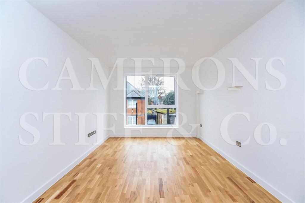 Main image of property: Oak Grove, Cricklewood, NW2