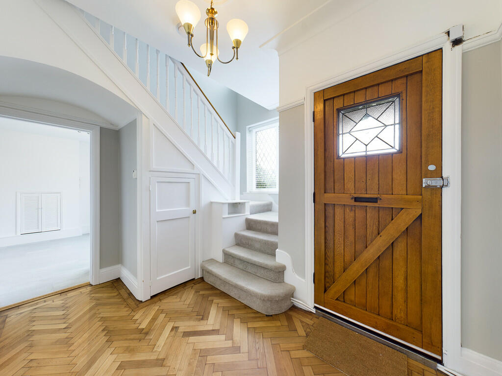 Additional property image - Purley, Surrey