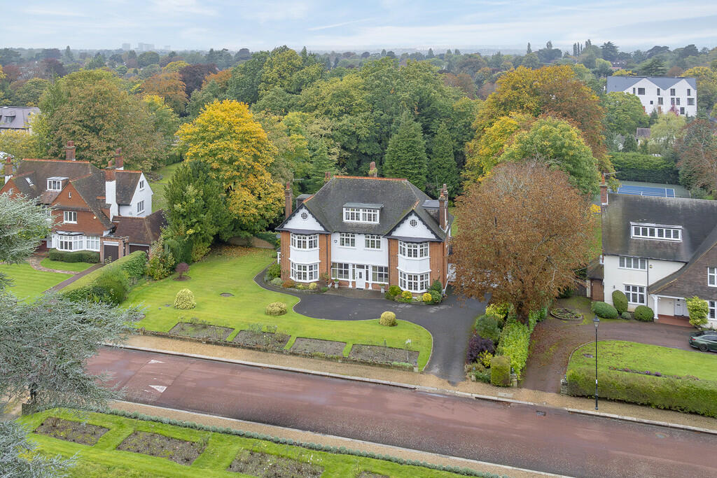 Additional property image - Webb Estate, Purley, Surrey