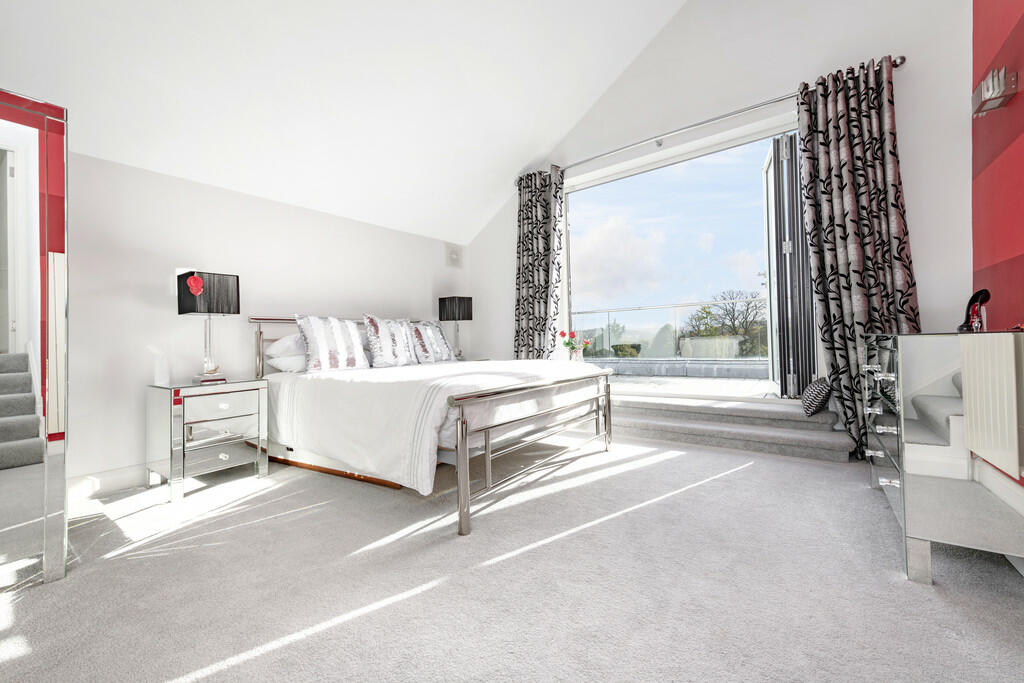 Additional property image - Webb Estate, Purley, Surrey