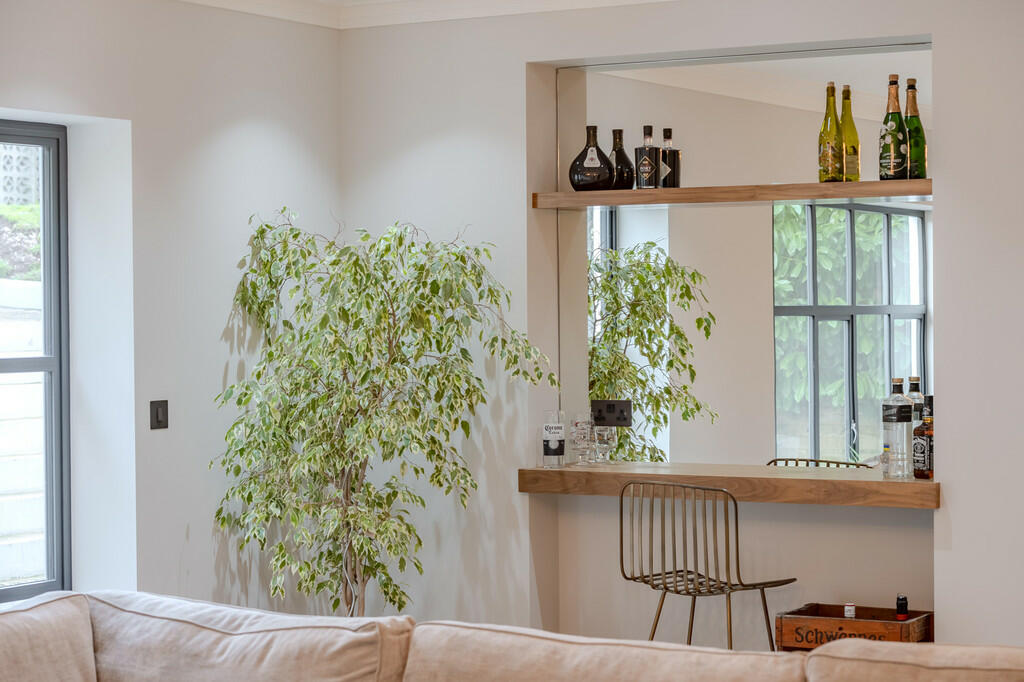 Additional property image - Purley, Surrey