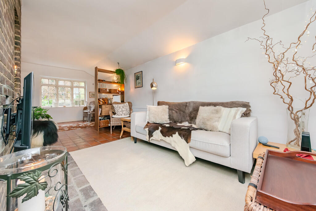 Additional property image - Coulson,Surrey