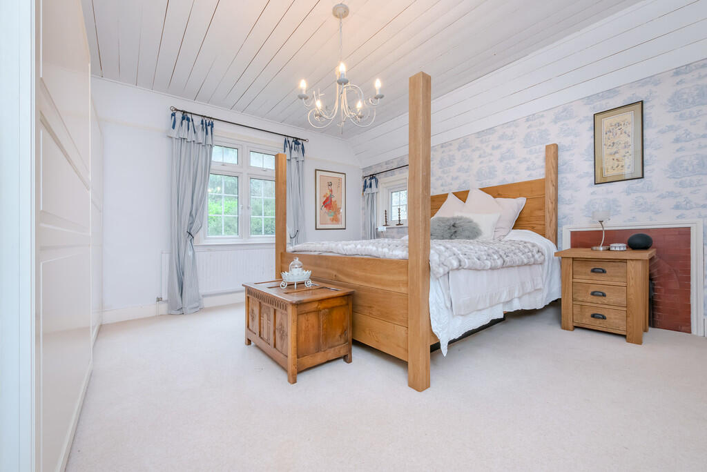 Additional property image - Coulson,Surrey