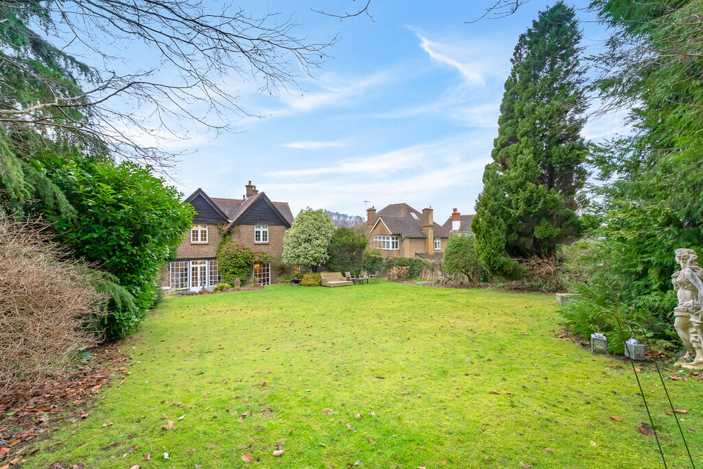 Additional property image - Coulson,Surrey