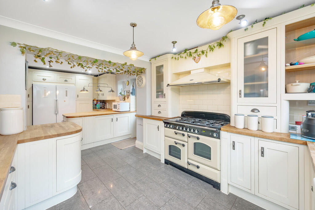 Additional property image - West Purley, Surrey