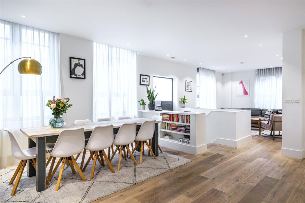 Main image of property: Colebrooke Place, 
Angel, N1