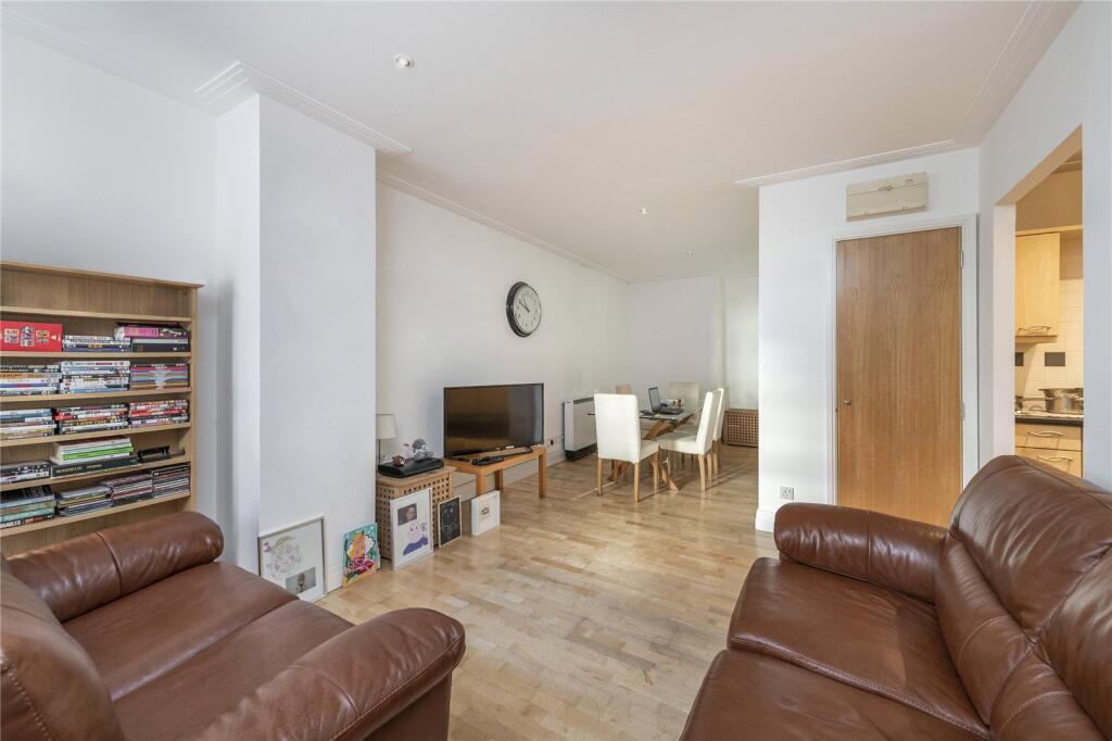 Main image of property: Drayton Park, 
Highbury, N5