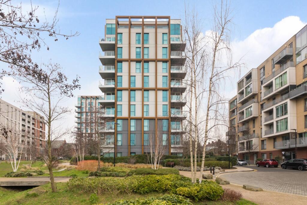 Main image of property: The Parkhouse, 
3 Kayani Avenue, N4