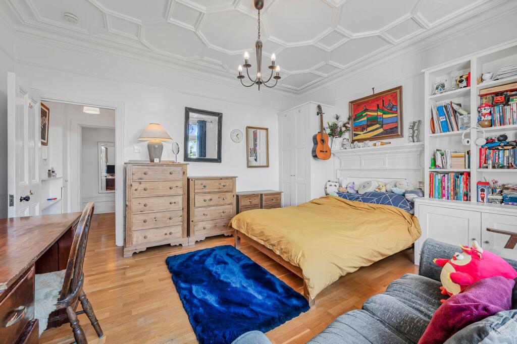 Main image of property: Trentishoe Mansions, 
90 Charing Cross Road, WC2H