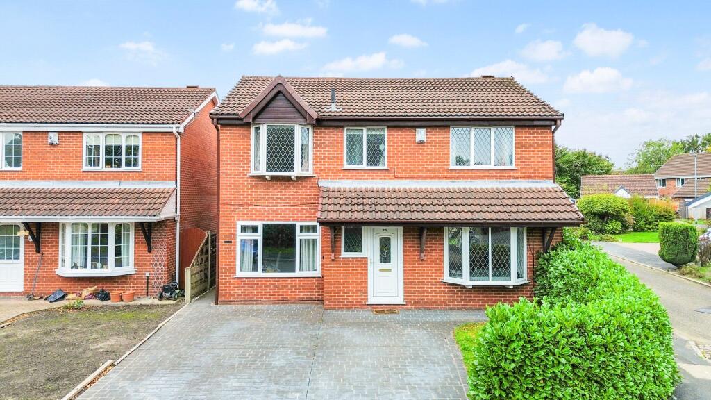 Main image of property: Oban Grove, Fearnhead, WA2