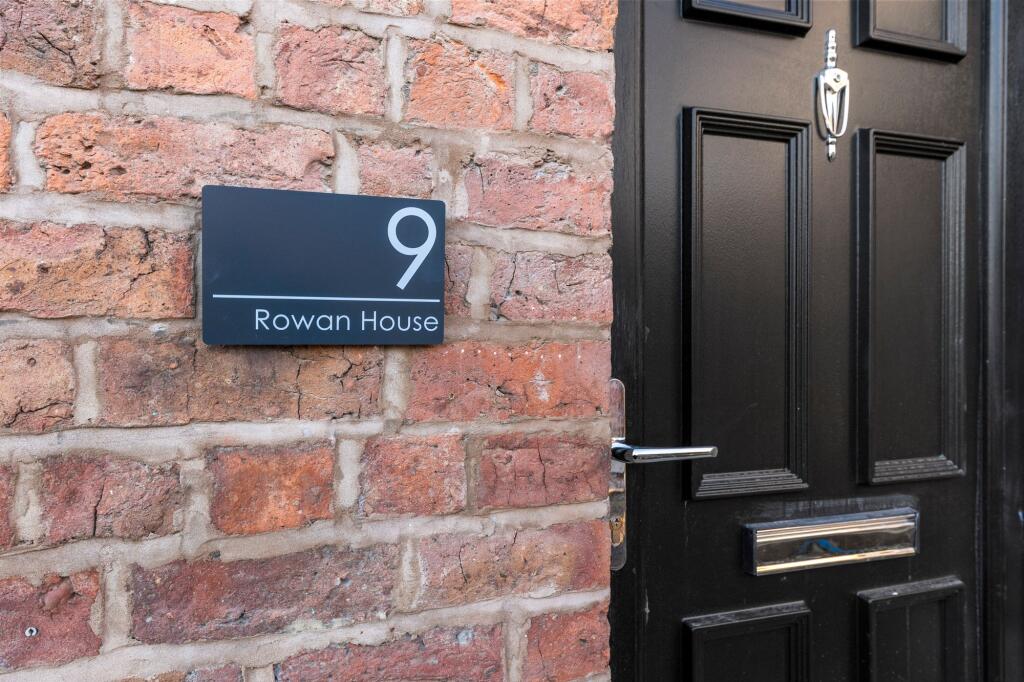 Main image of property: Padgate, Warrington, WA1