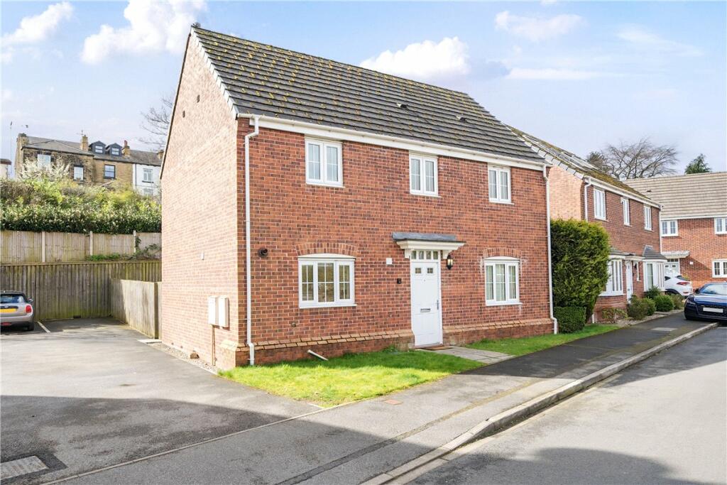 3 bedroom detached house for rent in The Locks, Woodlesford, Leeds, West Yorkshire, LS26