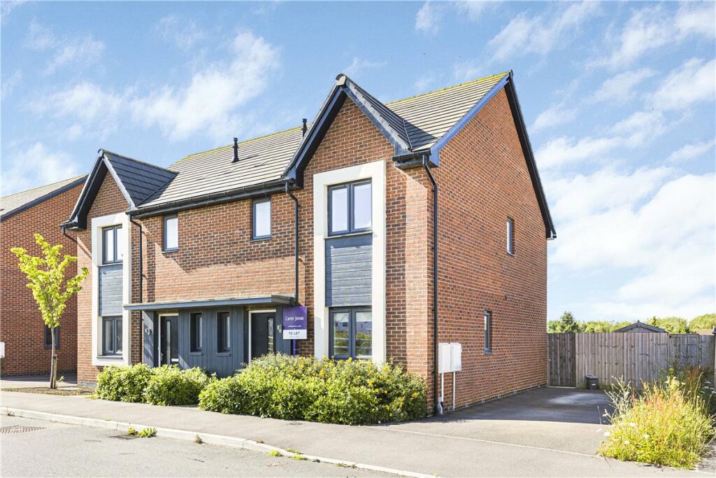 3 bedroom semidetached house for rent in Wheatfield Drive, Witney, OX29