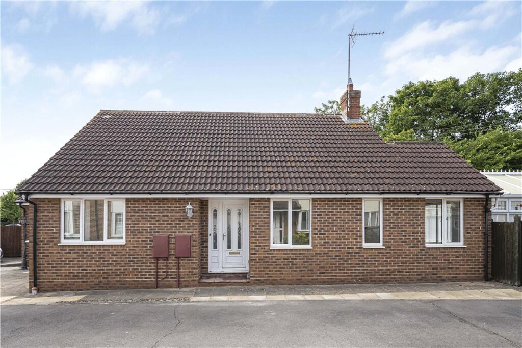 Main image of property: Pantile Close, Witham, Braintree, Essex, CM8
