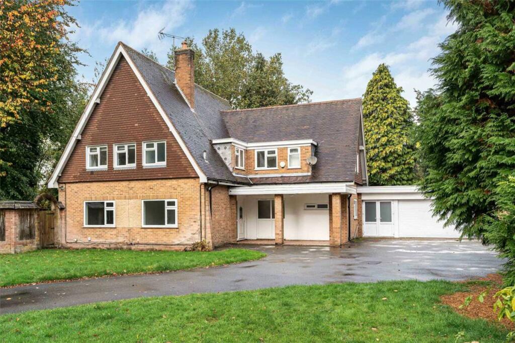 Main image of property: Blythewood Close, Knowle, Solihull, West Midlands, B93