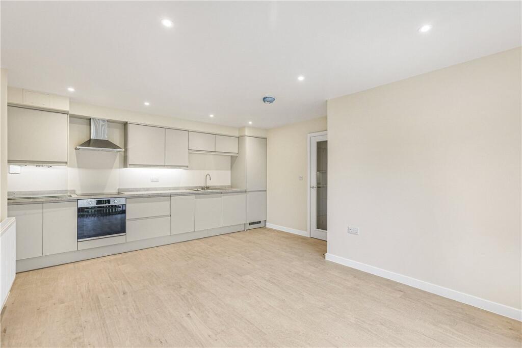 Main image of property: Drayton Road, Abingdon, Oxfordshire, OX14