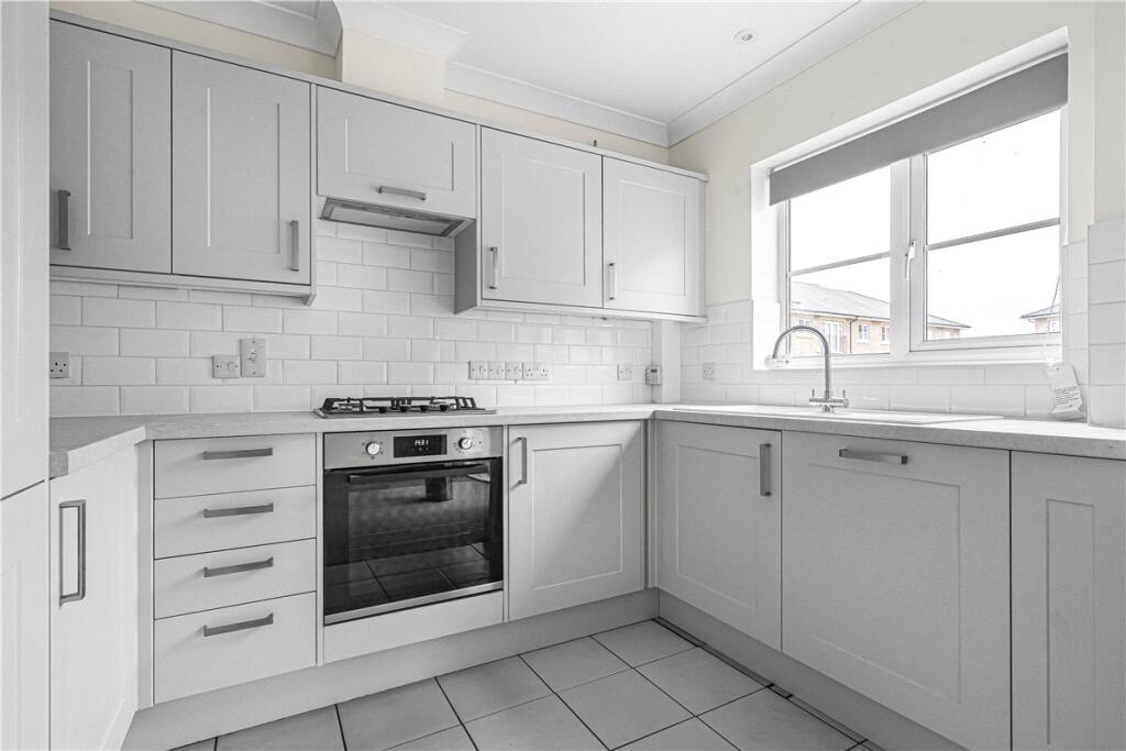 Main image of property: Grandpont Place, Longford Close, Oxford, Oxfordshire, OX1