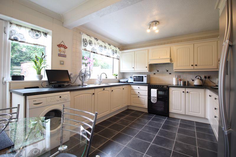 4 bedroom detached house for sale in Swaledale Avenue, Congleton, CW12