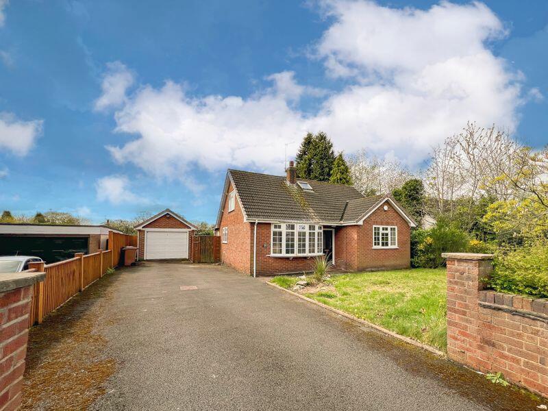 3 bedroom detached bungalow for sale in Holmes Chapel Road, Congleton, CW12