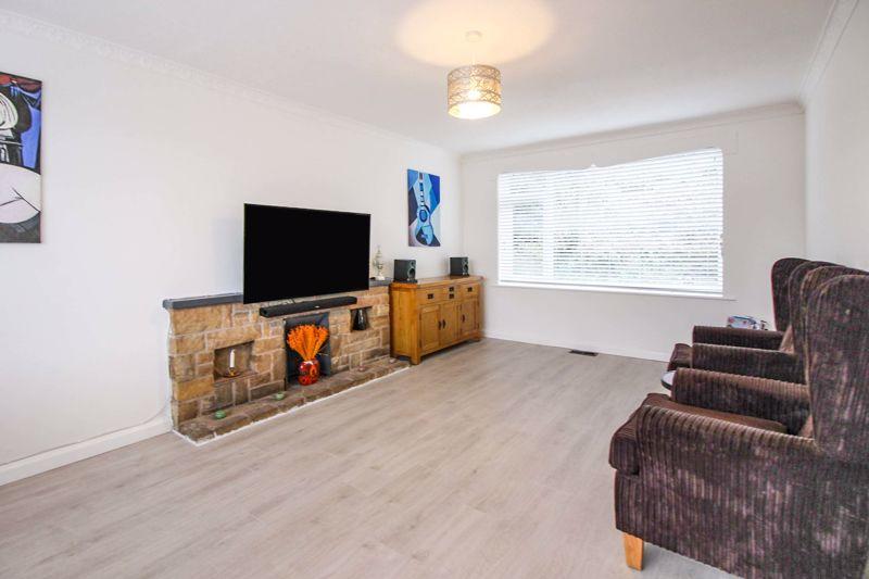 3 bedroom detached house for sale in Meadow Avenue, Wetley Rocks