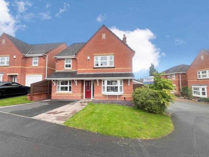 4 bedroom detached house for sale in Gainsmore Avenue, Norton Heights, Stoke-on-Trent, ST6 , ST6