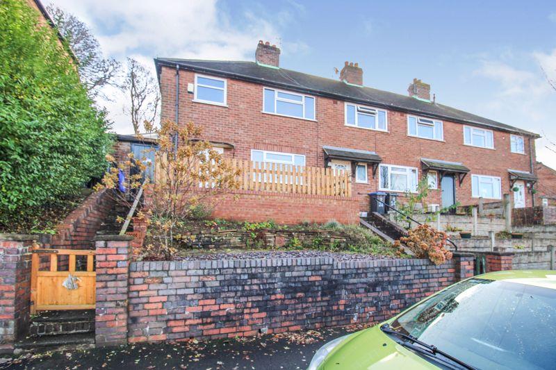 3 bedroom semidetached house for sale in Wardle Crescent, Leek