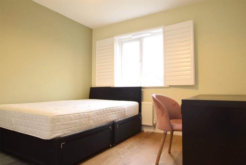 Additional property image - Slade Baker Way, Bristol, Gloucestershire, BS16