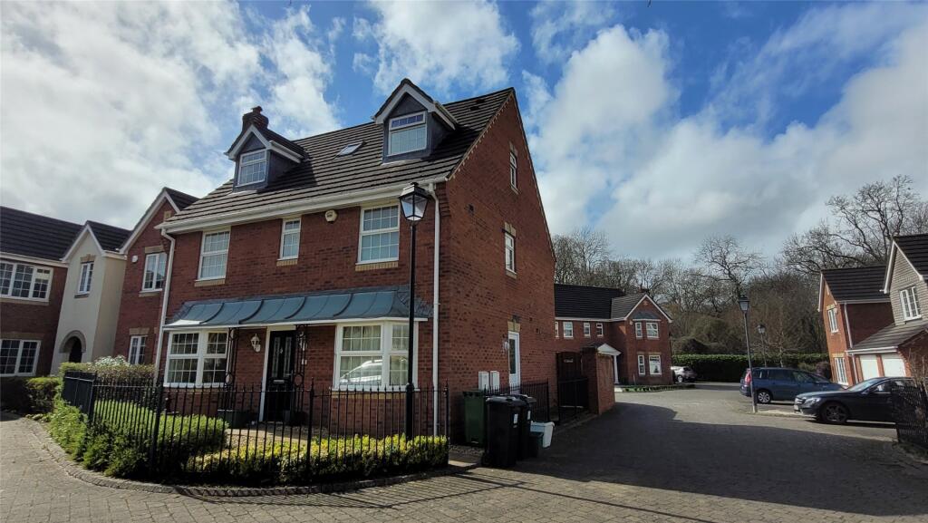 Main image of property: Lutyens Close, Stoke Park, BRISTOL, BS16