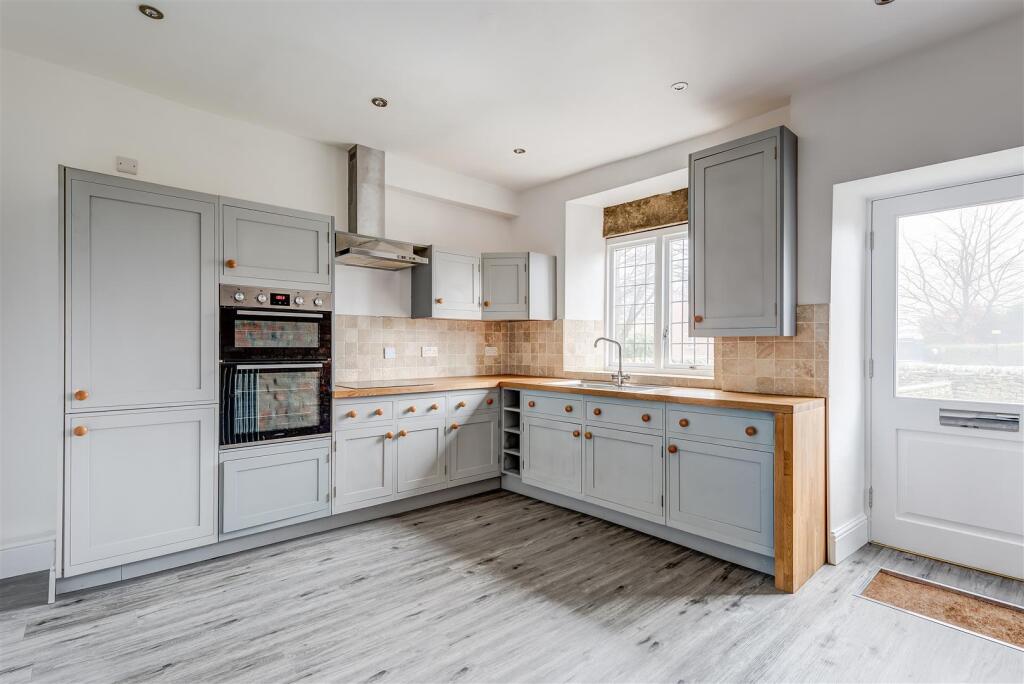 Main image of property: Sandygate Road, Sandygate, Sheffield