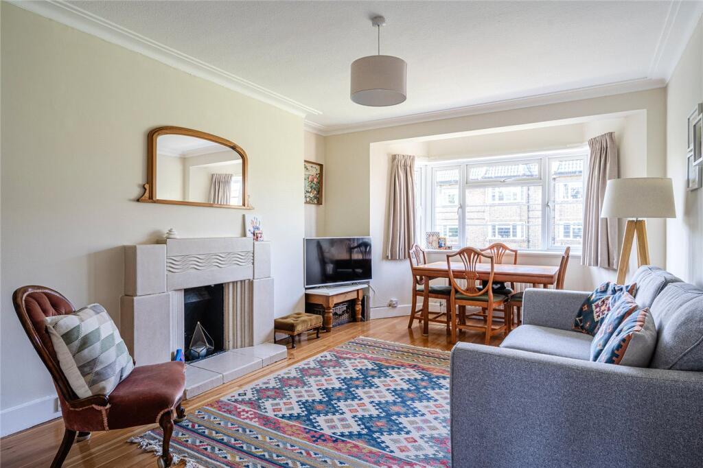Main image of property: Streatham High Road, London, SW16
