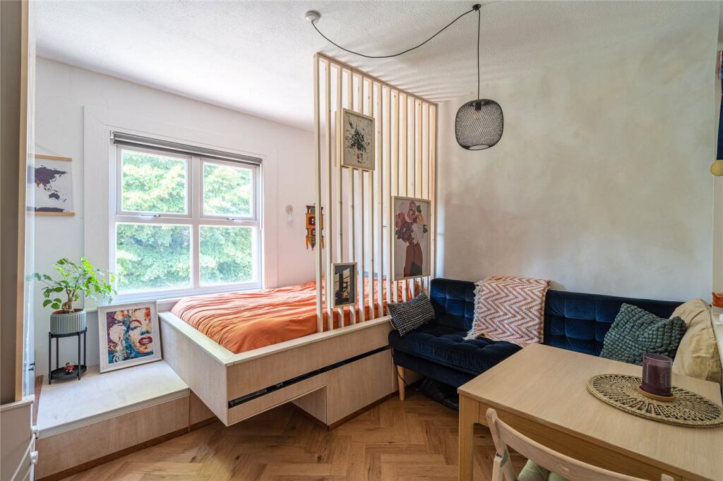 Main image of property: Salford Road, London, SW2