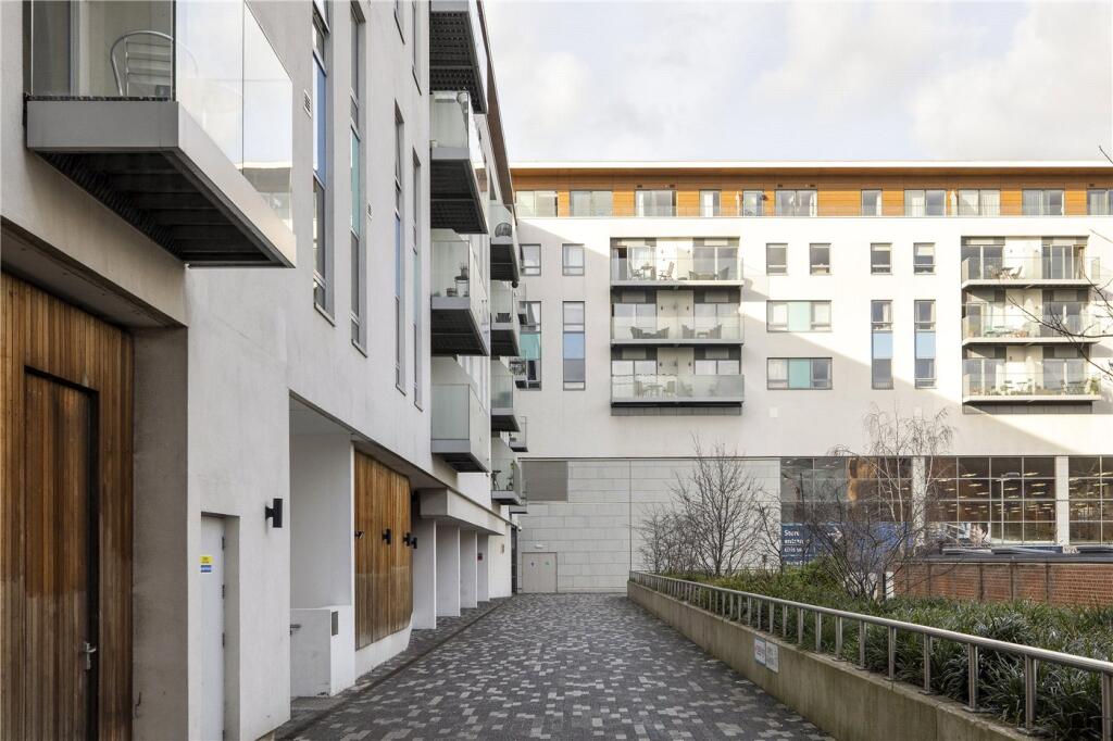 Main image of property: Streatham High Road, London, SW16