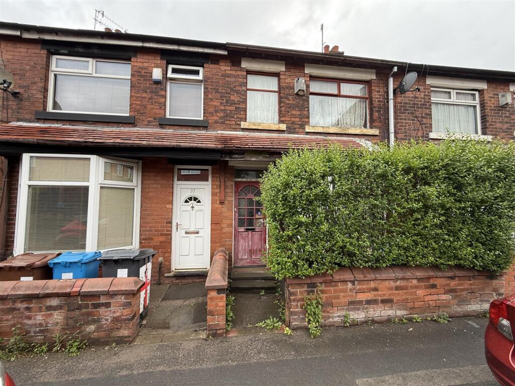 Main image of property: Keswick Avenue, Hathershaw, Oldham